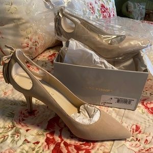 NIB, NWOT, Marc Fisher Suede Heels, 7, Light Natural